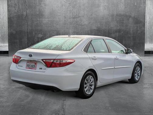 2017 Toyota Camry Hybrid LE