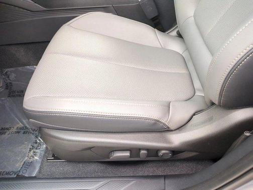 Ice Silver Metallic 2026 Subaru Outback Limited