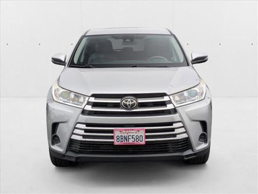 2017 Toyota Highlander LE I4