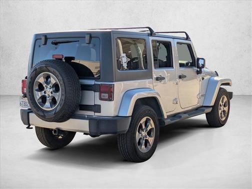 2012 Jeep Wrangler Unlimited Sahara