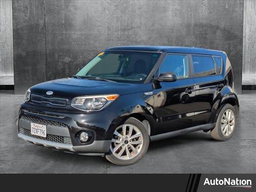 2017 Kia Soul +