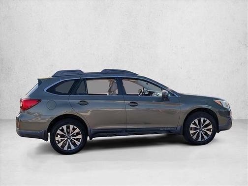 Wilderness Green Metallic 2017 Subaru Outback 3.6R Limited