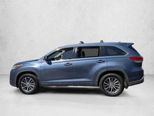 Shoreline Blue Pearl 2017 Toyota Highlander XLE