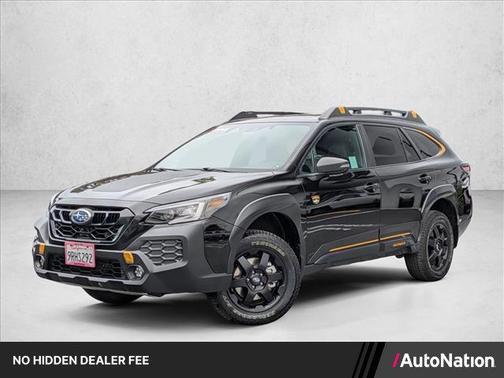 Crystal Black Silica 2025 Subaru Outback Wilderness