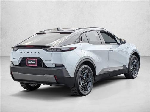 Cosmic White Pearl 2-Tone 2026 Subaru Uncharted GT