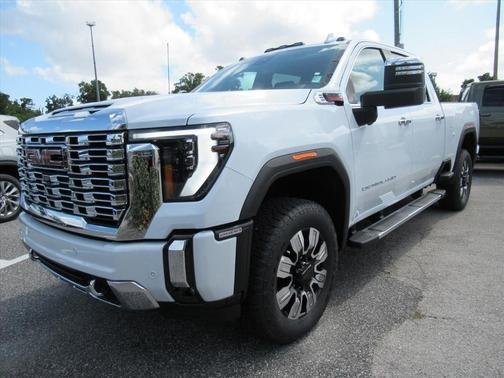 Glacier White 2026 GMC Sierra 2500 Denali