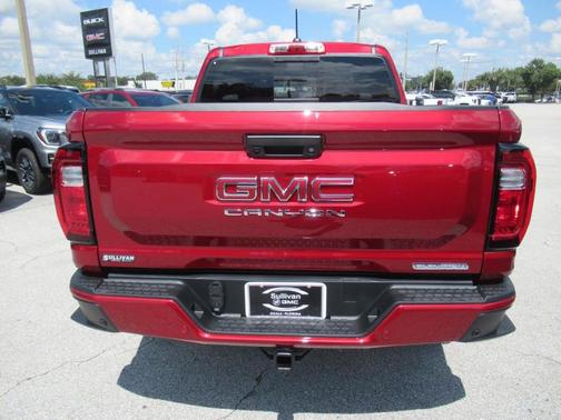 Volcanic Red 2026 GMC Canyon Elevation