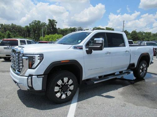 Glacier White 2026 GMC Sierra 2500 Denali
