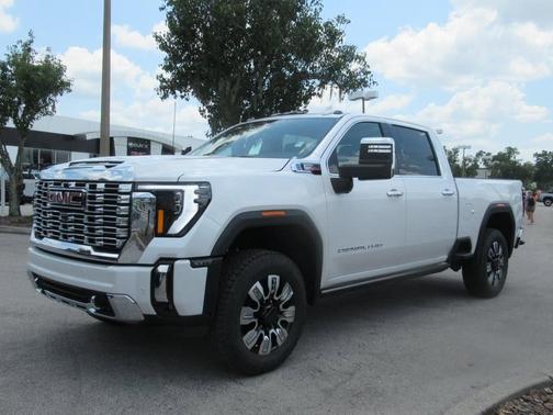 2025 GMC Sierra 2500 Denali