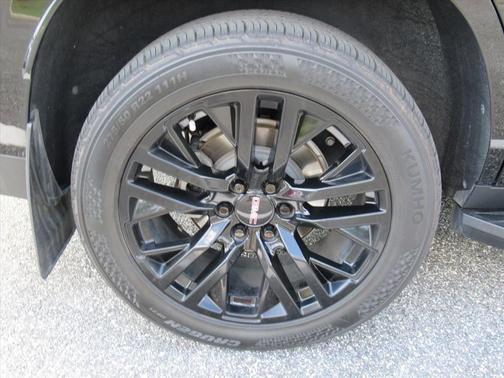 2021 GMC Yukon SLE