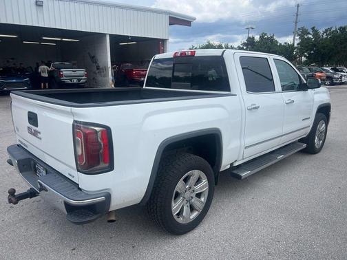 Summit White 2018 GMC Sierra 1500 SLT