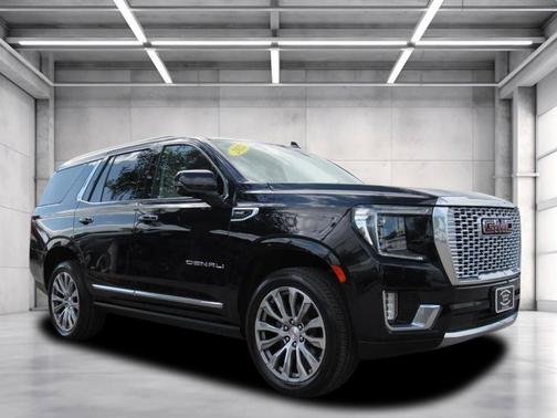Midnight Blue Metallic 2021 GMC Yukon Denali