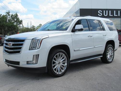 Crystal White Tri-Coat 2019 Cadillac Escalade Luxury