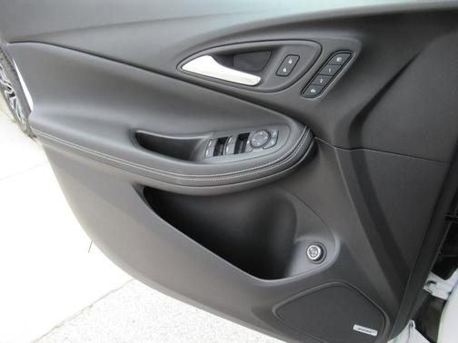2025 Buick Encore GX Avenir
