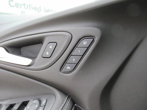 2025 Buick Encore GX Avenir