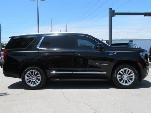Onyx Black 2022 GMC Yukon SLT
