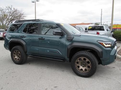 2025 Toyota 4Runner Hybrid TRAILHUNTER