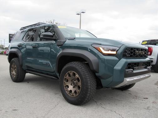 2025 Toyota 4Runner Hybrid TRAILHUNTER