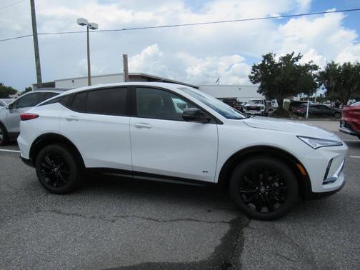 Summit White 2026 Buick Envista Sport Touring