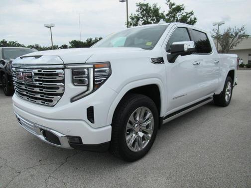 Summit White 2022 GMC Sierra 1500 Denali