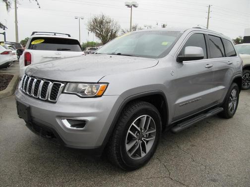 2020 Jeep Grand Cherokee Laredo
