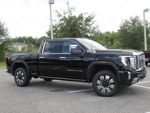 2025 GMC Sierra 2500 Denali