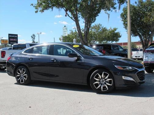 2022 Chevrolet Malibu RS