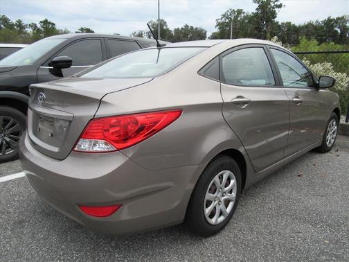 2014 Hyundai Accent GLS