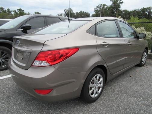 2014 Hyundai Accent GLS
