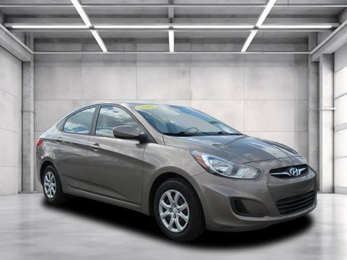 2014 Hyundai Accent GLS