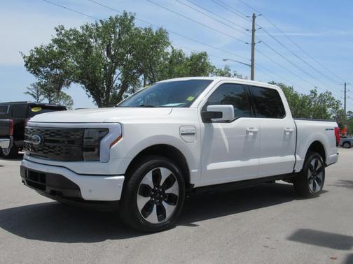 2023 Ford F-150 Lightning Platinum