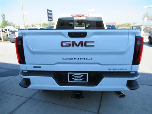 Summit White 2026 GMC Sierra 2500 Denali
