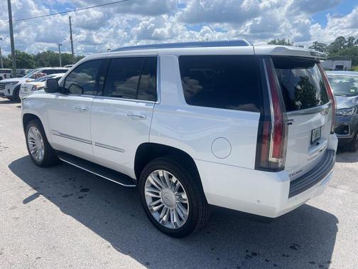 Crystal White 2019 Cadillac Escalade Premium Luxury