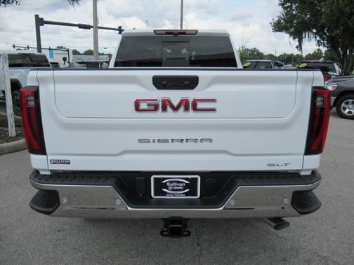 Summit White 2026 GMC Sierra 2500 SLT