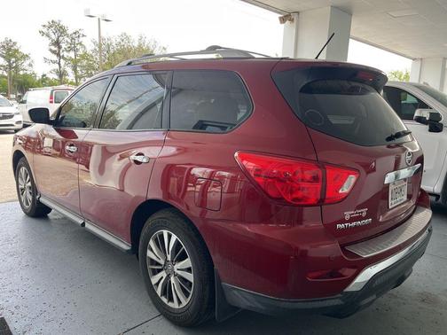 Scarlet Ember 2018 Nissan Pathfinder SV