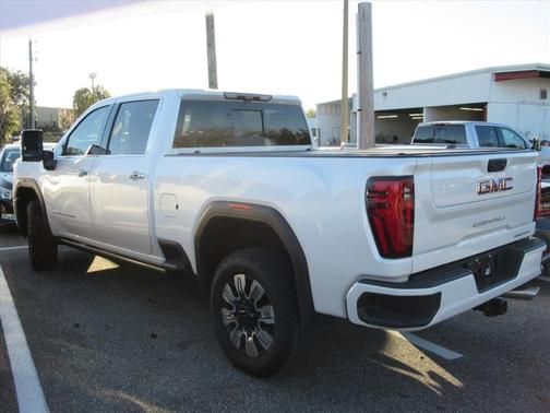 2024 GMC Sierra 2500 Denali