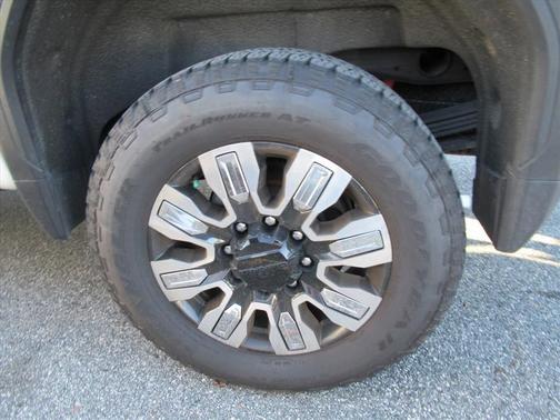 2024 GMC Sierra 2500 Denali