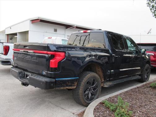 2023 Ford F-150 Lightning LARIAT
