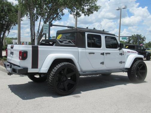 2022 Jeep Gladiator Sport