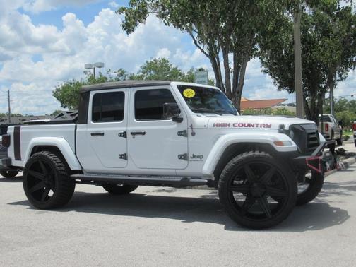 2022 Jeep Gladiator Sport