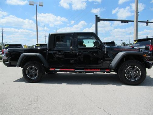 Black Clearcoat 2021 Jeep Gladiator Rubicon