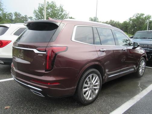 2022 Cadillac XT6 Premium Luxury FWD