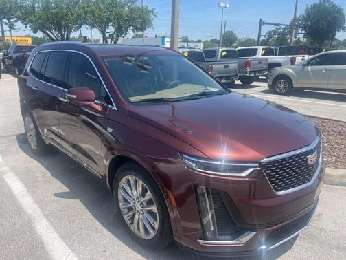 2022 Cadillac XT6 Premium Luxury FWD