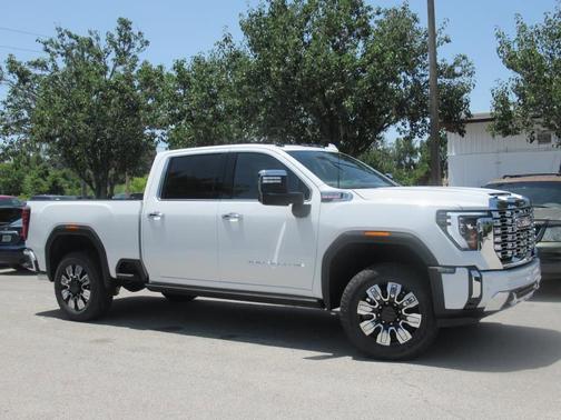 2025 GMC Sierra 2500 Denali