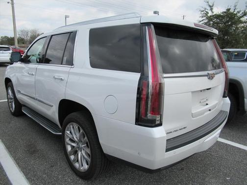 2018 Cadillac Escalade Luxury