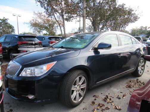 Photo 2 of 5 of 2010 Buick LaCrosse CXL