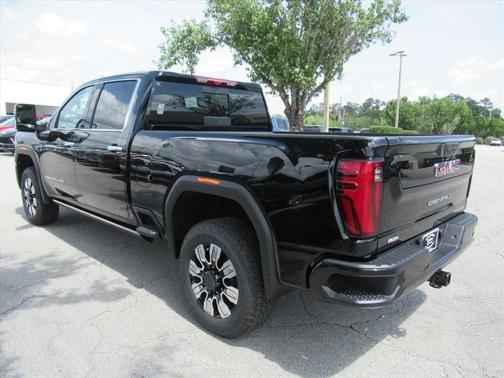 Onyx Black 2026 GMC Sierra 2500 Denali