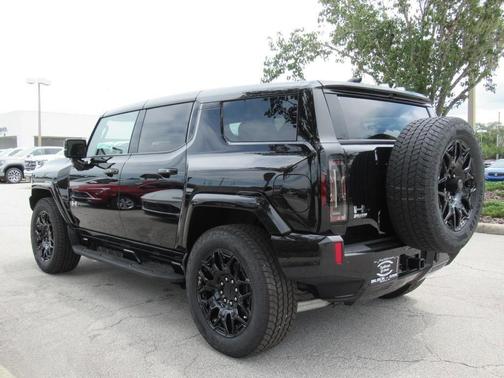 2025 GMC HUMMER EV SUV 2X