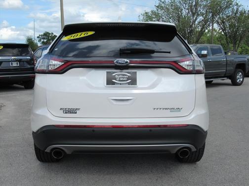 White Platinum Clearcoat Metallic 2016 Ford Edge Titanium