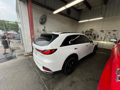 Rhodium White Premium 2025 Mazda CX-70 CX-70